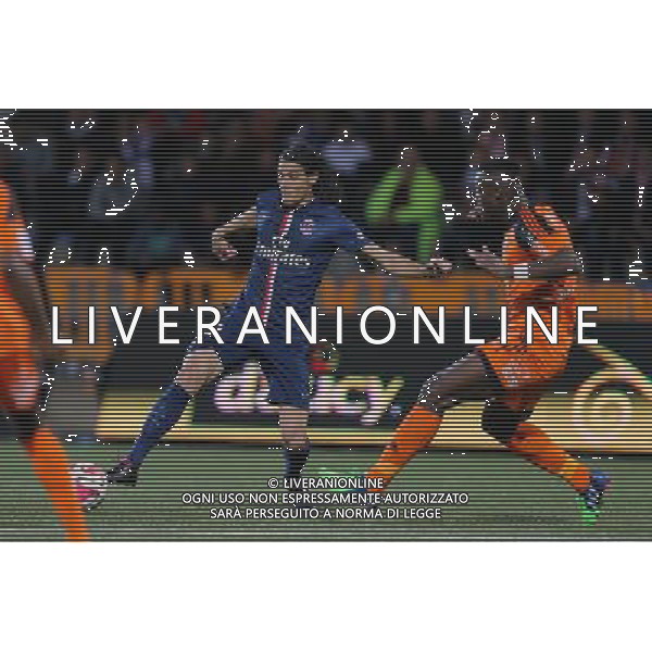 Edinson CAVANI / Lamine KONE - 01.11.2014 - Lorient / Paris Saint Germain - 12eme journee de Ligue 1 Photo : Vincent Michel / Icon Sport AG ALDO LIVERANI SAS ONLY ITALY