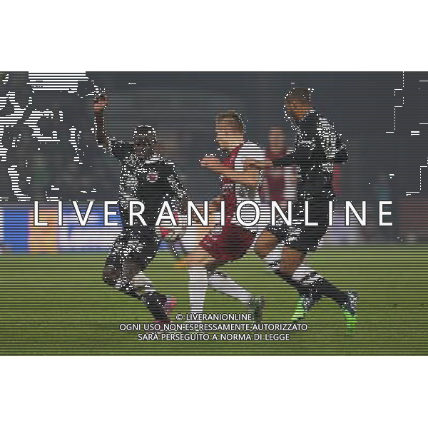 N\' golo KANTE / Siargei KRIVETS - 01.11.2014 - Metz / Caen - 12eme journee de Ligue 1 Photo : Fred Marvaux / Icon Sport AG ALDO LIVERANI SAS ONLY ITALY