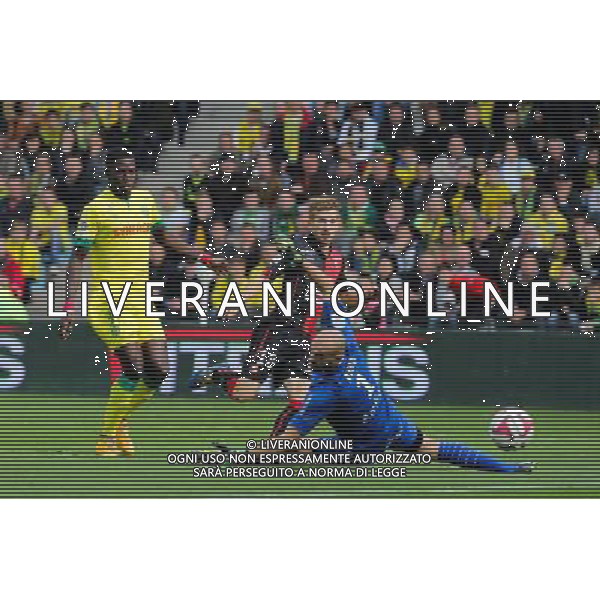 Goal Pedro HENRIQUE / Remy RIOU - 02.11.2014 - Nantes / Rennes - 12eme journee de Ligue 1 Photo : Vincent MICHEL / Icon Sport AG ALDO LIVERANI SAS ONLY ITALY