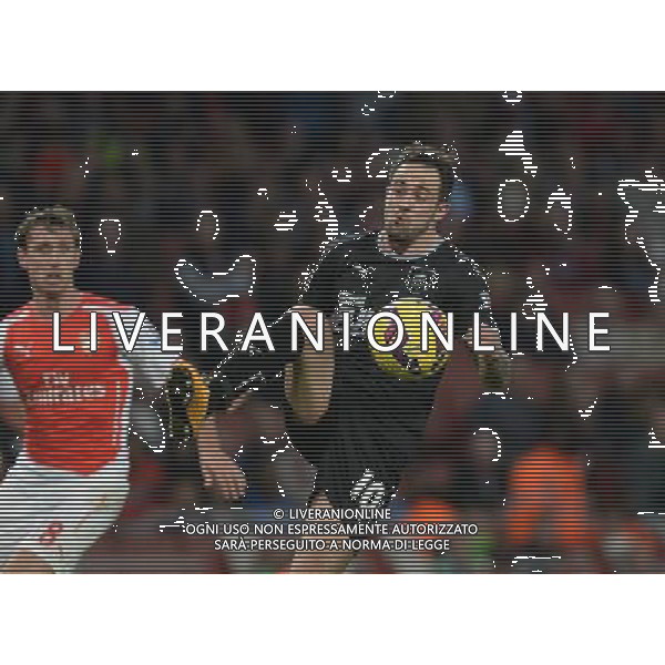 Burnley\'s Danny Ings in action during todays match Photographer Ian Cook/CameraSport Football - Barclays Premiership - Arsenal v Burnley - Saturday 1st November 2014 - Emirates Stadium - London © CameraSport - 43 Linden Ave. Countesthorpe. Leicester. England. LE8 5PG - Tel: +44 (0) 116 277 4147 - admin@camerasport.com - www.camerasport.com AG ALDO LIVERANI SAS ONLY ITALY