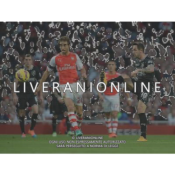Burnley\'s Danny Ings in action during todays match Photographer Ian Cook/CameraSport Football - Barclays Premiership - Arsenal v Burnley - Saturday 1st November 2014 - Emirates Stadium - London © CameraSport - 43 Linden Ave. Countesthorpe. Leicester. England. LE8 5PG - Tel: +44 (0) 116 277 4147 - admin@camerasport.com - www.camerasport.com AG ALDO LIVERANI SAS ONLY ITALY