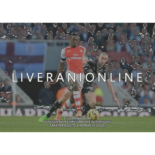 ArsenalÕs Danny Welbeck in action during todays match Photographer Ian Cook/CameraSport Football - Barclays Premiership - Arsenal v Burnley - Saturday 1st November 2014 - Emirates Stadium - London © CameraSport - 43 Linden Ave. Countesthorpe. Leicester. England. LE8 5PG - Tel: +44 (0) 116 277 4147 - admin@camerasport.com - www.camerasport.com AG ALDO LIVERANI SAS ONLY ITALY