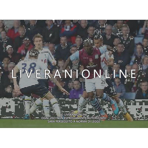 Aston Villa\'s Christian Benteke in action during todays match Photographer Kieran Galvin/CameraSport Football - Barclays Premiership - Aston Villa v Tottenham Hotspur - Sunday 2nd November 2014 - Villa Park - Birmingham © CameraSport - 43 Linden Ave. Countesthorpe. Leicester. England. LE8 5PG - Tel: +44 (0) 116 277 4147 - admin@camerasport.com - www.camerasport.com AG ALDO LIVERANI SAS ONLY ITALY