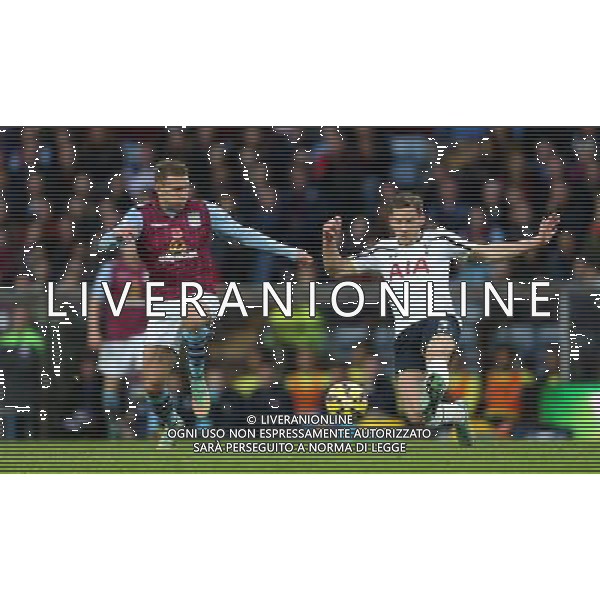 Tottenham Hotspur\'s Jan Vertonghen under pressure from Aston Villa\'s Tom Cleverley Photographer Kieran Galvin/CameraSport Football - Barclays Premiership - Aston Villa v Tottenham Hotspur - Sunday 2nd November 2014 - Villa Park - Birmingham © CameraSport - 43 Linden Ave. Countesthorpe. Leicester. England. LE8 5PG - Tel: +44 (0) 116 277 4147 - admin@camerasport.com - www.camerasport.com AG ALDO LIVERANI SAS ONLY ITALY