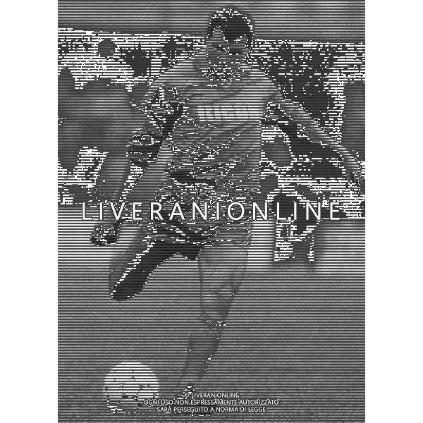 ARCHIVIO LIVERANI NELLA FOTO VINICIO VERZA CON LA MAGLIA DEL VERONA AG ALDO LIVERANI SAS