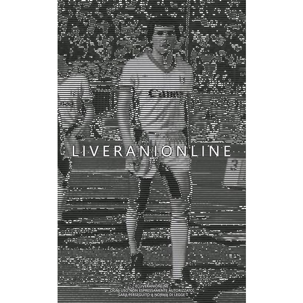 ARCHIVIO LIVERANI NELLA FOTO VINICIO VERZA CON LA MAGLIA DEL VERONA AG ALDO LIVERANI SAS