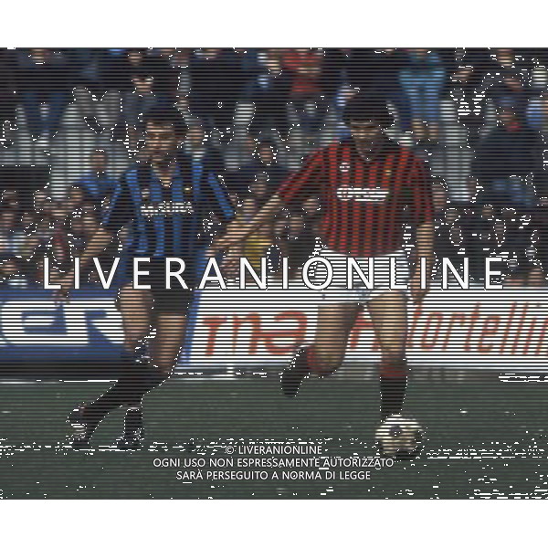 ARCHIVIO LIVERANI NELLA FOTO VINICIO VERZA CON LA MAGLIA DEL MILAN E ANDREA MANDORLINI AG ALDO LIVERANI SAS