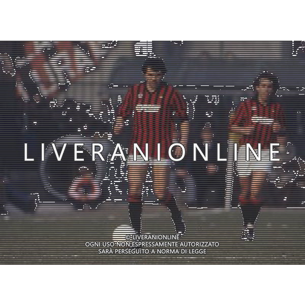 ARCHIVIO LIVERANI NELLA FOTO VINICIO VERZA CON LA MAGLIA DEL MILAN AG ALDO LIVERANI SAS