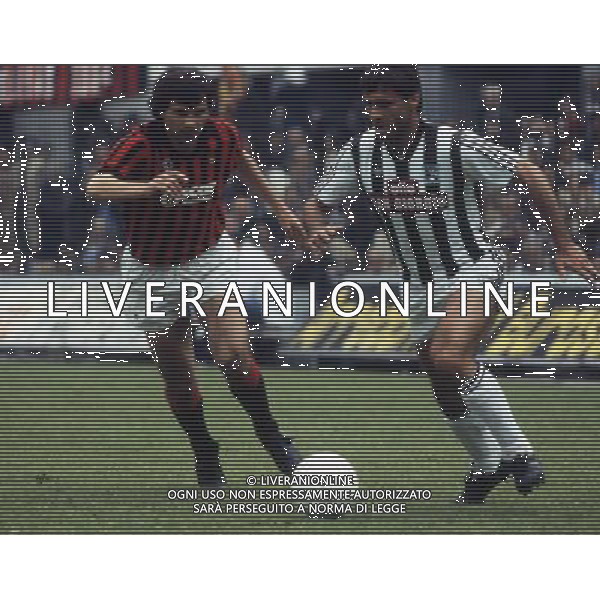 ARCHIVIO LIVERANI NELLA FOTO VINICIO VERZA CON LA MAGLIA DEL MILAN AG ALDO LIVERANI SAS