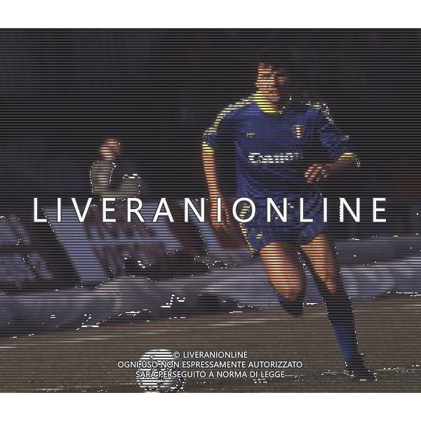 ARCHIVIO LIVERANI NELLA FOTO VINICIO VERZA CON LA MAGLIA DEL VERONA AG ALDO LIVERANI SAS