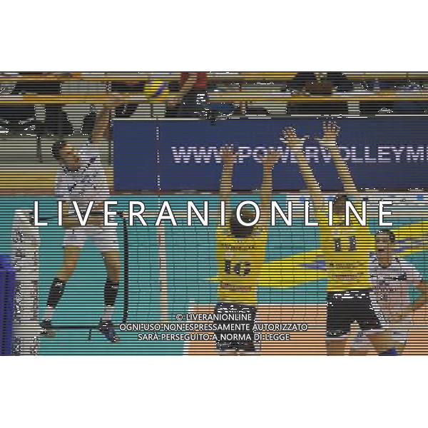 Campionato SuperLega UnipolSai - 4Â° giornata Assago (Milano) 2-11-2014 Mediolanum Forum Revivre Milano vs Modena Volley nella foto Milan Bencz (Revivre Milano) foto Roberto Garavaglia - ag. Aldo Liverani sas
