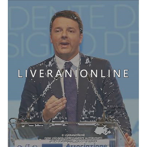 La visita del Premier Matteo Renzi all\'assemblea annuale dell\'AIB presso la ditta Palazzoli a Brescia 03 Novembre 2014 ©Fotolive Christian Penocchio/AGENZIA ALDO LIVERANI SAS