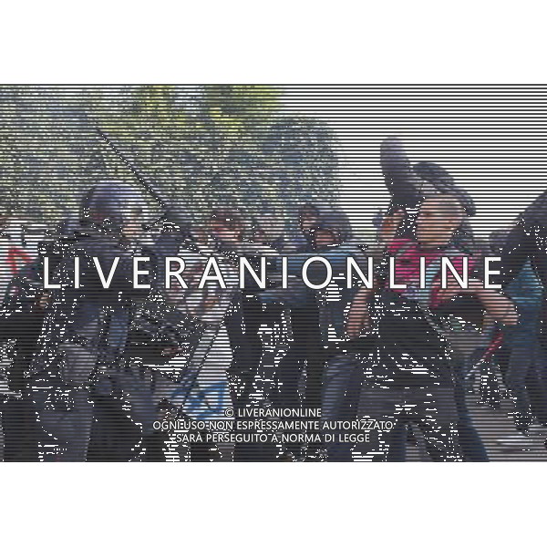 La Protesta durante la visita del Premier Matteo Renzi a Brescia 03 Novembre 2014 nella foto gli scontri durante gli incidenti alla manifestazione al magazzino 47 alla ditta Palazzoli ©Fotolive Filippo Venezia/AGENZIA ALDO LIVERANI SAS