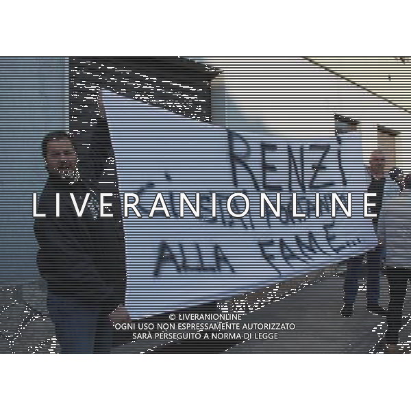 La Protesta dei sindacati durante la visita del Premier Matteo Renzi a Brescia 03 Novembre 2014 ©Fotolive Jacopo Beccalossi/AGENZIA ALDO LIVERANI SAS