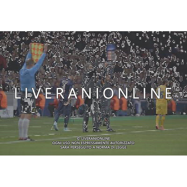 Laurent Blanc / Yoan Cabaye - 05.11.2014 - Paris Saint Germain / Apoel Nicosie - Champions League Photo : Aurelien Meunier / Icon Sport AG ALDO LIVERANI SAS ONLY ITALY