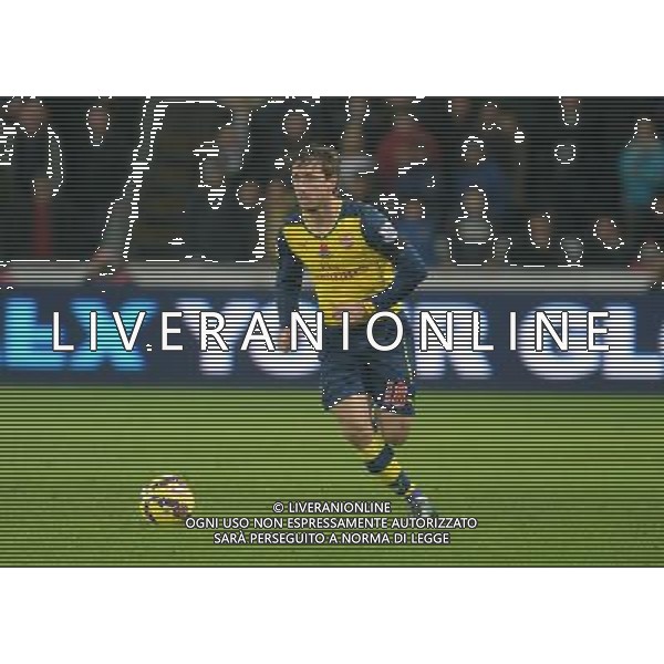 Arsenal\'s Nacho Monreal in action during todays match Photographer Ian Cook/CameraSport Football - Barclays Premiership - Swansea City v Arsenal - Sunday 9th November 2014 - Liberty Stadium - Swansea © CameraSport - 43 Linden Ave. Countesthorpe. Leicester. England. LE8 5PG - Tel: +44 (0) 116 277 4147 - admin@camerasport.com - www.camerasport.com AG ALDO LIVERANI SAS ONLY ITALY