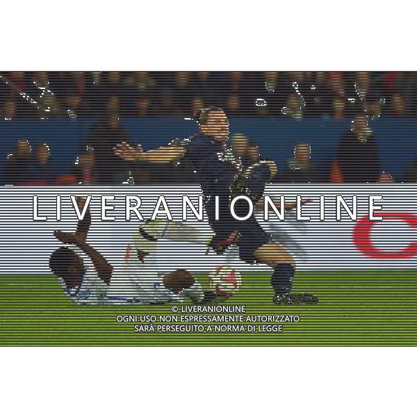 Zlatan IBRAHIMOVIC / Nicolas NKOULOU - 09.11.2014 - Paris Saint Germain / Marseille - 13eme journee de Ligue 1 Photo : Dave Winter / Icon Sport AG ALDO LIVERANI SAS ONLY ITALY