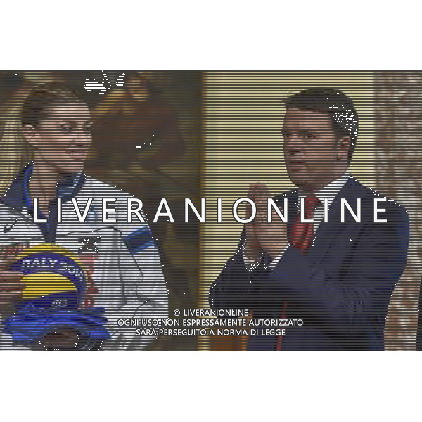 Roma - 11/11/2014 - Palazzo Chigi - Il Presidente del Consiglio Matteo Renzi incontra alcune atlete della Nazionale Italiana di pallavolo - nella foto: Matteo Renzi e Francesca Piccinini / Ph. Fabrizio Corradetti - Ag. Aldo Liverani sas