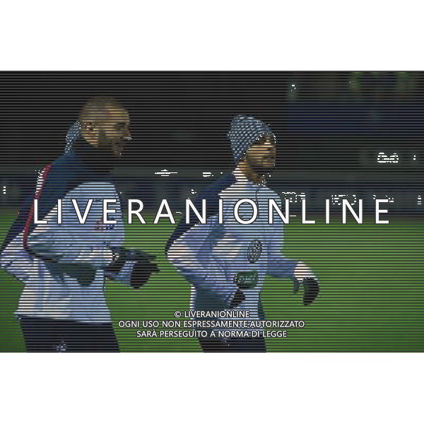 Layvin KURZAWA / Alexandre LACAZETTE / Karim BENZEMA - 10.11.2014 - Entrainement Equipe de France Photo : Dave Winter / Icon Sport /Agenzia Aldo Liverani sas - ITALY ONLY - EDITORIAL USE ONLY - CONFERENZA STAMPA E ALLENAMENTO DELLA NAZIONALE DELLA FRANCIA