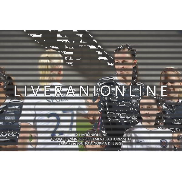 Caroline Seger / Lotta SCHELIN - 12.11.2014 - Lyon / Paris Saint Germain - 1/2Finale Retour Champions League Photo : Jean Paul Thomas / Icon Sport /AGENZIA ALDO LIVERANI SAS - ITALY ONLY - EDITORIAL USE ONLY