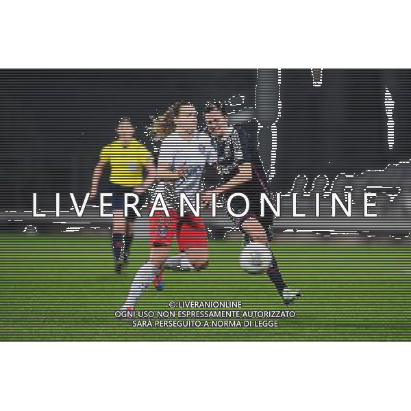 Josephine Henning / Lotta SCHELIN - 12.11.2014 - Lyon / Paris Saint Germain - 1/4Finale Retour Champions League Photo : Jean Paul Thomas / Icon Sport /AGENZIA ALDO LIVERANI SAS - ITALY ONLY - EDITORIAL USE ONLY