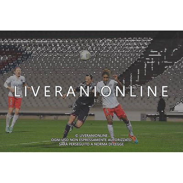 Lotta SCHELIN / Laura Georges - 12.11.2014 - Lyon / Paris Saint Germain - 1/4Finale Retour Champions League Photo : Jean Paul Thomas / Icon Sport /AGENZIA ALDO LIVERANI SAS - ITALY ONLY - EDITORIAL USE ONLY