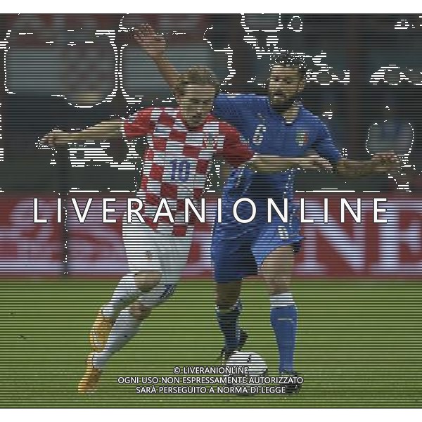 Qualificazioni ai Campionati Europei di Calcio UEFA Francia 2016 Gruppo H Milano - 16.11.2014 Italia-Croazia Nella Foto:modric candreva /Ph.Vitez-Ag. Aldo Liverani