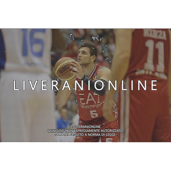 Assago (MI) 16-11-2014 Campionato Serie A Beko - 6¡ giornata Mediolanum Forum EA7 Emporio Armani Milano - Acqua Vitasnella Cantu\' nella foto Gentile foto Roberto Garavaglia - ag. Aldo Liverani