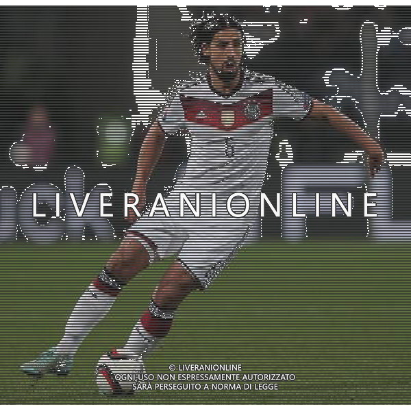 firo : Fußball,Fussball : 14.11.2014 EM, Euro, Euro 2016, Qualifikation, Nationalmannschaft, GER - GIB, Deutschland - Gibraltar, Sami Khedira ( Deutschland ), Einzelaktion $worldrightsEs gelten unsere AGB, einsehbar auf www.firosportphoto.de copyright by firo sportphoto: Coesfelder Str. 207 D- 48249 Dülmen www.firosportphoto.de mail@firosportphoto.de (V o l k s b a n k B o c h u m - W i t t e n ) BLZ.: 430 601 29 Kt. Nr.: 341 117 100 Tel: +49-2594 - 9916004 Fax: +49-2594 - 9916005 AG ALDO LIVERANI SAS ONLY ITALY