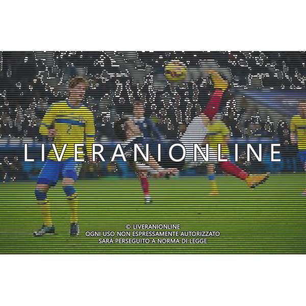 Mathieu VALBUENA - 18.11.2014 - France / Suede - Match Amical -Marseille Photo : Dave Winter / Icon Sport AG ALDO LIVERANI SAS ONLY ITALY