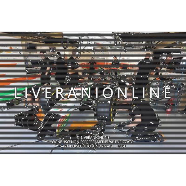 Nico Hulkenberg (GER) Sahara Force India F1 VJM07 in the pits. 21.11.2014. Formula 1 World Championship, Rd 19, Abu Dhabi Grand Prix, Yas Marina Circuit, Abu Dhabi, Practice Day. AG ALDO LIVERANI SAS ONLY ITALY