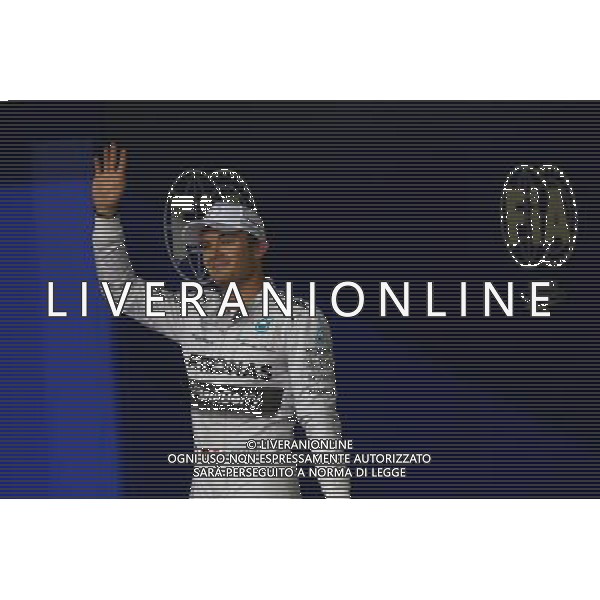 Pole for Nico Rosberg (GER) Mercedes AMG F1 W05. 22.11.2014. Formula 1 World Championship, Rd 19, Abu Dhabi Grand Prix, Yas Marina Circuit, Abu Dhabi, Qualifying Day. AG ALDO LIVERANI SAS ONLY ITALY