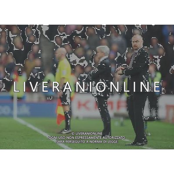 Stoke City manager Mark Hughes (L) and Burnley manager Sean Dyche Photographer Jack Phillips/CameraSport Football - Barclays Premiership - Stoke City v Burnley - Saturday 22nd November 2014 - Britannia Stadium - Stoke © CameraSport - 43 Linden Ave. Countesthorpe. Leicester. England. LE8 5PG - Tel: +44 (0) 116 277 4147 - admin@camerasport.com - www.camerasport.com ag aldo liverani sas only italy