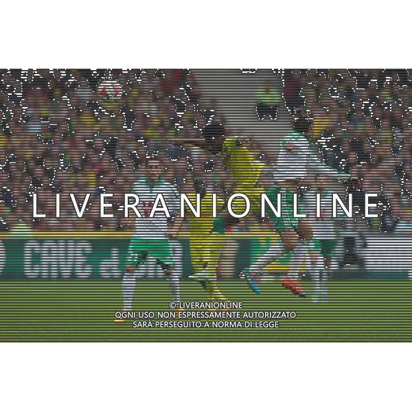 Georges Kevin NKOUDOU / Benjamin CLEMENT - 23.11.2014 - Nantes / Saint Etienne - 14eme journee de Ligue 1 Photo : Vincent Michel / Icon Sport AG ALDO LIVERANI SAS ONLY ITALY
