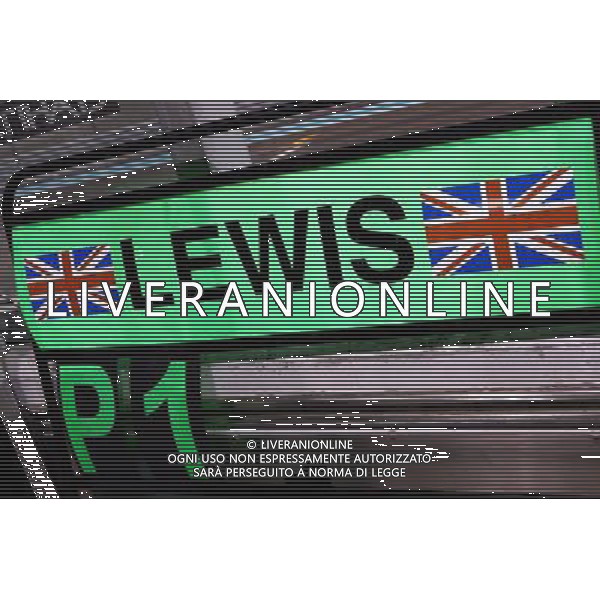 The pit board for race winner and World Champion Lewis Hamilton (GBR) Mercedes AMG F1. 23.11.2014. Formula 1 World Championship, Rd 19, Abu Dhabi Grand Prix, Yas Marina Circuit, Abu Dhabi, Race Day. AG ALDO LIVERANI SAS ONLY ITALY