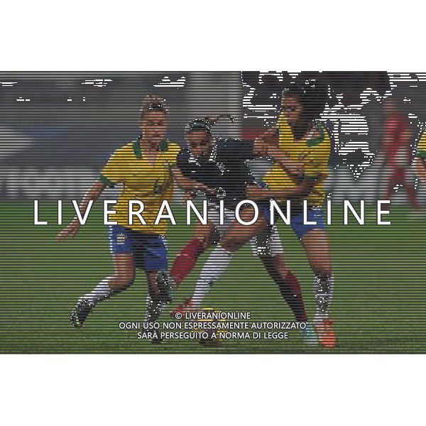 Jessica HOUARA - 26.11.2014 - France / Bresil - Match amical Photo : Jean Paul Thomas / Icon Sport *** Local Caption *** AG ALDO LIVERANI SAS ONLY ITALY *** Local Caption *** AG ALDO LIVERANI SAS ONLY ITALY