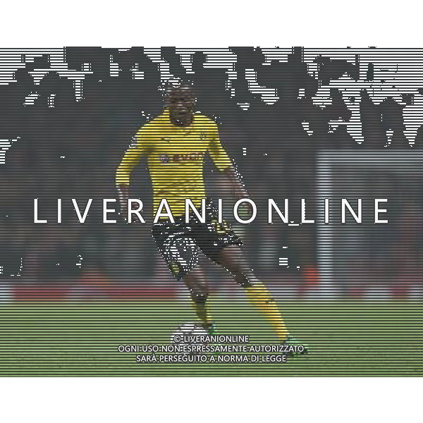 Borussia Dortmund\'s Adrian Ramos in action during todays match Photographer Kieran Galvin/CameraSport Football - UEFA Champions League First Round Group D - Arsenal v Borussia Dortmund - Wednesday 26th November 2014 - Emirates Stadium - London © CameraSport - 43 Linden Ave. Countesthorpe. Leicester. England. LE8 5PG - Tel: +44 (0) 116 277 4147 - admin@camerasport.com - www.camerasport.com AG ALDO LIVERANI SAS ONLY ITALY