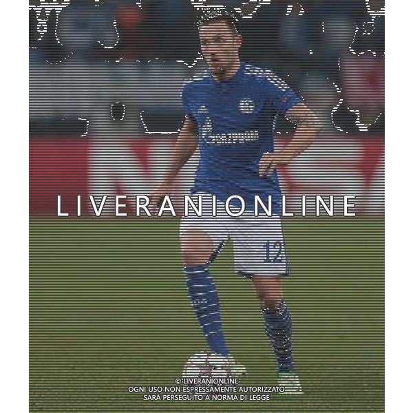 firo : Fußball,Fussball : 25.11.2014 Champions League, Saison 2014/2015: FC Schalke 04 - FC Chelsea, S04, Marco Höger, Hoeger ( Schalke ), Einzelaktion $worldrightsEs gelten unsere AGB, einsehbar auf www.firosportphoto.de copyright by firo sportphoto: Coesfelder Str. 207 D- 48249 Dülmen www.firosportphoto.de mail@firosportphoto.de (V o l k s b a n k B o c h u m - W i t t e n ) BLZ.: 430 601 29 Kt. Nr.: 341 117 100 Tel: +49-2594 - 9916004 Fax: +49-2594 - 9916005 AG ALDO LIVERANI SAS ONLY ITALY
