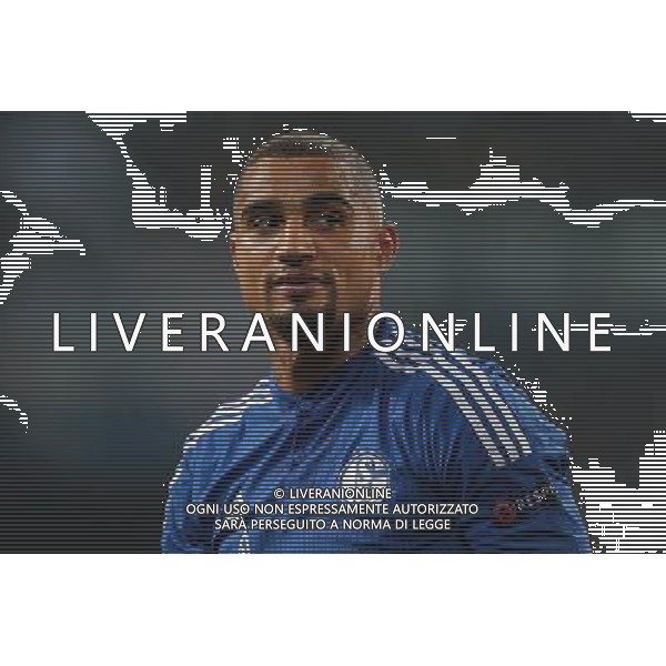 firo : Fußball,Fussball : 25.11.2014 Champions League, Saison 2014/2015: FC Schalke 04 - FC Chelsea, S04, Kevin-Prince Boateng ( Schalke ), Portrait, enttäuscht, enttaeuscht, unzufrieden $worldrightsEs gelten unsere AGB, einsehbar auf www.firosportphoto.de copyright by firo sportphoto: Coesfelder Str. 207 D- 48249 Dülmen www.firosportphoto.de mail@firosportphoto.de (V o l k s b a n k B o c h u m - W i t t e n ) BLZ.: 430 601 29 Kt. Nr.: 341 117 100 Tel: +49-2594 - 9916004 Fax: +49-2594 - 9916005 AG ALDO LIVERANI SAS ONLY ITALY