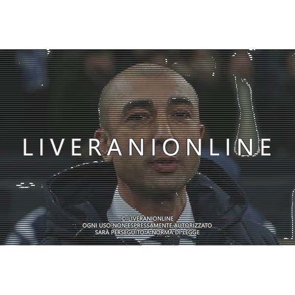 firo : Fußball,Fussball : 25.11.2014 Champions League, Saison 2014/2015: FC Schalke 04 - FC Chelsea, S04, Trainer Roberto Di Matteo ( Schalke ), Portrait, Gestik $worldrightsEs gelten unsere AGB, einsehbar auf www.firosportphoto.de copyright by firo sportphoto: Coesfelder Str. 207 D- 48249 Dülmen www.firosportphoto.de mail@firosportphoto.de (V o l k s b a n k B o c h u m - W i t t e n ) BLZ.: 430 601 29 Kt. Nr.: 341 117 100 Tel: +49-2594 - 9916004 Fax: +49-2594 - 9916005 AG ALDO LIVERANI SAS ONLY ITALY