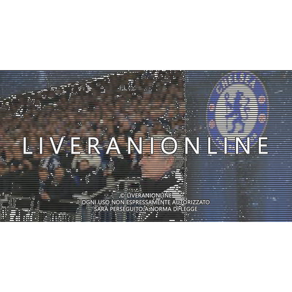 firo : 25.11.2014 Fu§ball, 1.Bundesliga,CL, Champions LEAGUE, Saison 2014/2015, FC Schalke 04 - Chelsea FC 0:5 Trainer Jose MOURINHO, Chelsea, neben Chelsea Logo $worldrights,Es gelten unsere AGB, einsehbar auf www.firosportphoto.de, copyright by firo sportphoto: Coesfelder Str. 207 D-48249 DŸlmen www.firosportphoto.de mail@firosportphoto.de (V o l k s b a n k B o c h u m - W i t t e n ) BLZ.: 430 601 29 Kt. Nr.: 341 117 100 Tel:Ê +49-2594-9916004 Fax:Ê+49-2594-9916005 AG ALDO LIVERANI SAS ONLY ITALY