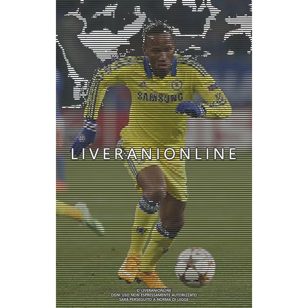 firo : 25.11.2014 Fu§ball, 1.Bundesliga,CL, Champions LEAGUE, Saison 2014/2015, FC Schalke 04 - Chelsea FC 0:5 Didier DROGBA, Chelsea, Einzelaktion $worldrights,Es gelten unsere AGB, einsehbar auf www.firosportphoto.de, copyright by firo sportphoto: Coesfelder Str. 207 D-48249 DŸlmen www.firosportphoto.de mail@firosportphoto.de (V o l k s b a n k B o c h u m - W i t t e n ) BLZ.: 430 601 29 Kt. Nr.: 341 117 100 Tel:Ê +49-2594-9916004 Fax:Ê+49-2594-9916005 AG ALDO LIVERANI SAS ONLY ITALY