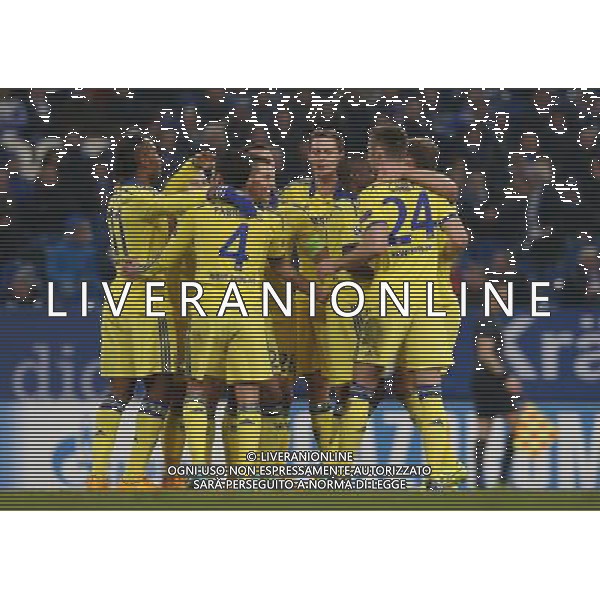 firo : 25.11.2014 Fu§ball, 1.Bundesliga,CL, Champions LEAGUE, Saison 2014/2015, FC Schalke 04 - Chelsea FC 0:5 Jubel Chelsea mit DROGBA und RAMIRES, mehr als fŸnf Spieler $worldrights,Es gelten unsere AGB, einsehbar auf www.firosportphoto.de, copyright by firo sportphoto: Coesfelder Str. 207 D-48249 DŸlmen www.firosportphoto.de mail@firosportphoto.de (V o l k s b a n k B o c h u m - W i t t e n ) BLZ.: 430 601 29 Kt. Nr.: 341 117 100 Tel:Ê +49-2594-9916004 Fax:Ê+49-2594-9916005 AG ALDO LIVERANI SAS ONLY ITALY