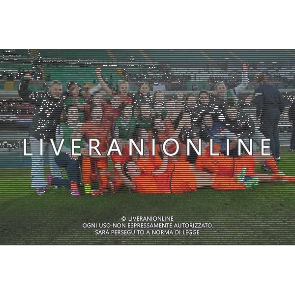 VERONA 27-11-14 PLAY OFF QUALIFICAZIONE CAMPIONATO DEL MONDO CANADA 2015 ITALIA-OLANDA NELLA FOTO:ESULTANZA OLANDA FINE PARTITA FOTO PAOLA GARBUIO/AG.ALDO LIVERANI