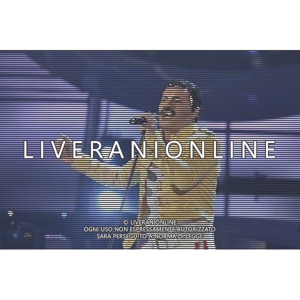 Roma - 28/11/2014 - Rai Studio Nomentano - Trasmissione TV \' Tale e Quale Show \' - nella foto: Matteo Becucci interpreta Freddie Mercury / Ph. Fabrizio Corradetti - Ag. Aldo Liverani sas