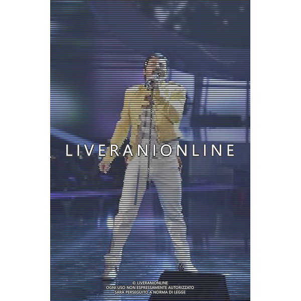 Roma - 28/11/2014 - Rai Studio Nomentano - Trasmissione TV \' Tale e Quale Show \' - nella foto: Matteo Becucci interpreta Freddie Mercury / Ph. Fabrizio Corradetti - Ag. Aldo Liverani sas