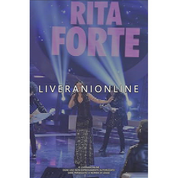Roma - 28/11/2014 - Rai Studio Nomentano - Trasmissione TV \' Tale e Quale Show \' - nella foto: Rita Forte interpreta Gigliola Cinquetti / Ph. Fabrizio Corradetti - Ag. Aldo Liverani sas