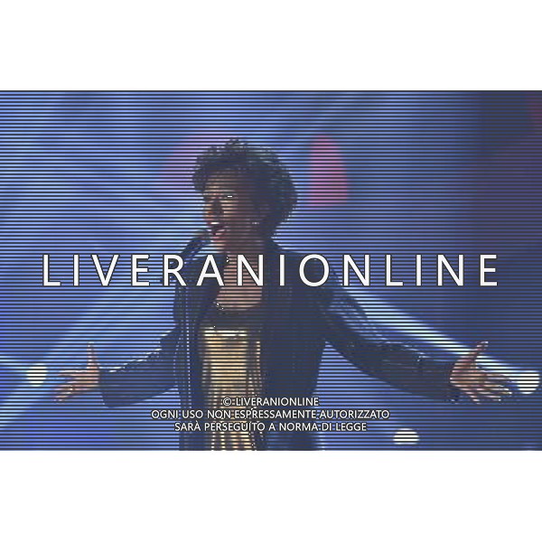 Roma - 28/11/2014 - Rai Studio Nomentano - Trasmissione TV \' Tale e Quale Show \' - nella foto: Serena Rossi interpreta Whitney Houston / Ph. Fabrizio Corradetti - Ag. Aldo Liverani sas