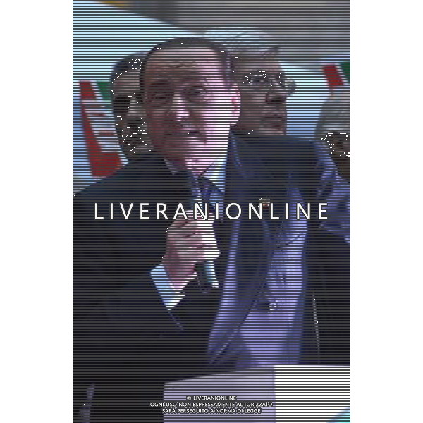 Manifestazione \' No Tax Day \' con comizio di forza Italia a Milano piazza S. Fedele 29 novembre 2014 nella foto Silvio Berlusconi ©Gazzaniga/AGENZIA ALDO LIVERANI SAS