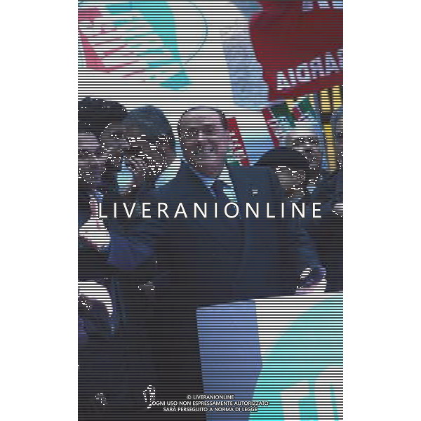Manifestazione \' No Tax Day \' con comizio di forza Italia a Milano piazza S. Fedele 29 novembre 2014 nella foto silvio berlusconi ©Gazzaniga/AGENZIA ALDO LIVERANI SAS